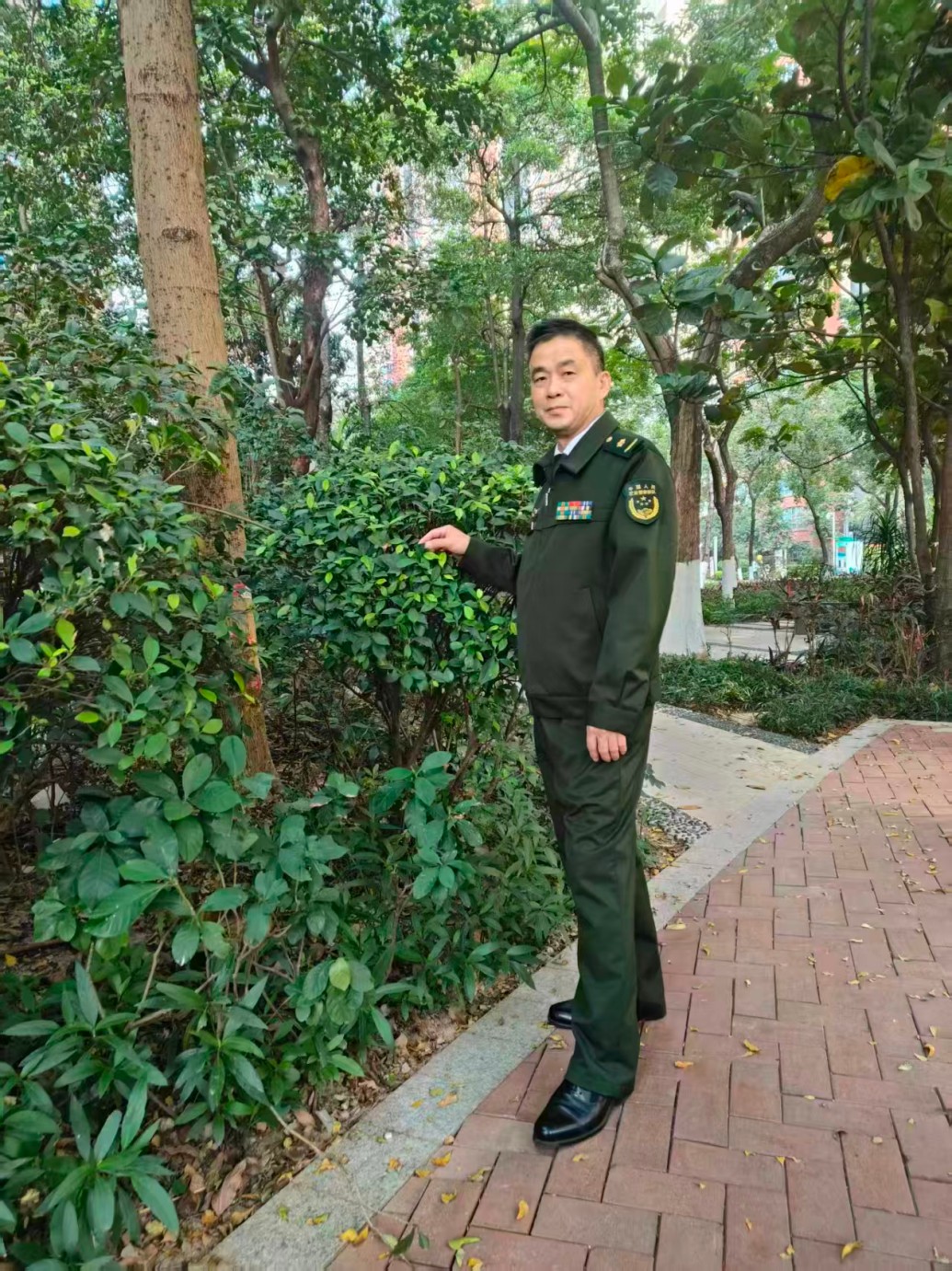 中国红色文化艺术国际代表—郑锡通